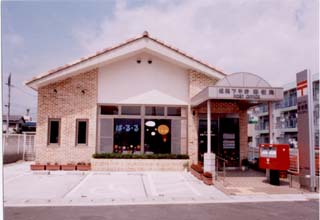 ���r���O