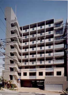 ���r���O